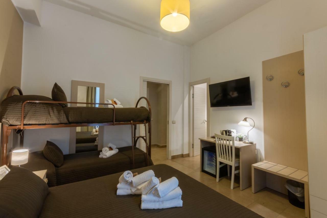 B&B Cairoli Μεσίνα Εξωτερικό φωτογραφία