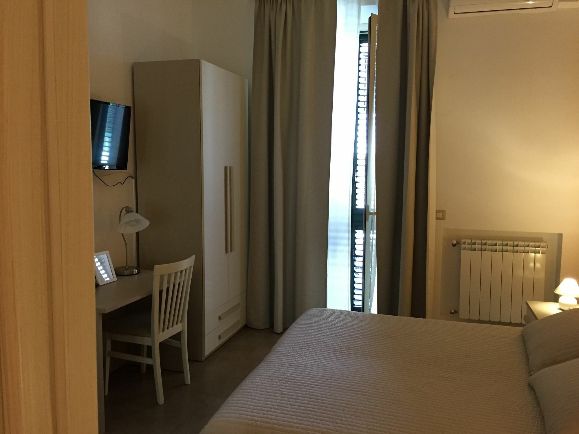 B&B Cairoli Μεσίνα Εξωτερικό φωτογραφία